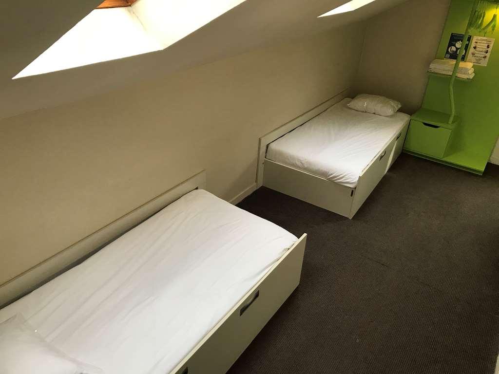 Campanile Pont-A-Mousson Hotel Room photo